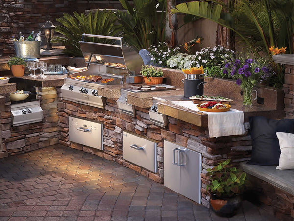 Top 5 Outdoor Kitchen Appliances to Make Your Kelowna Summer A Breeze