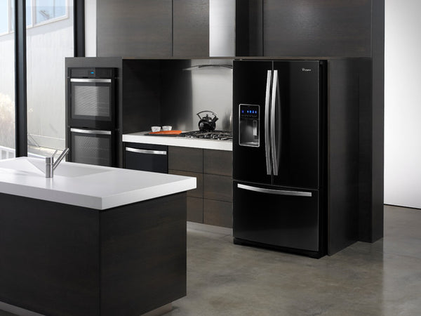 Deciding Between Black, White or Stainless Steel Kitchen Appliances in Kelowna?