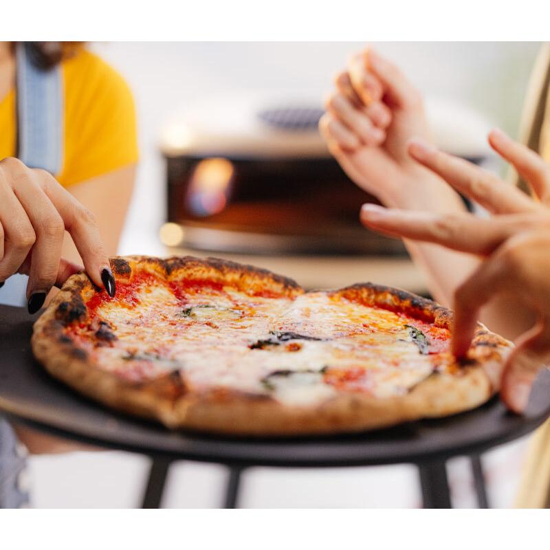 Gozney Arc Propane Bone Outdoor Pizza Oven GAPBNUS1424 IMAGE 8