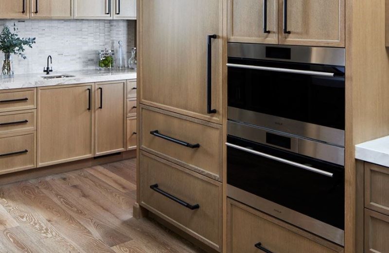 Wolf appliance installed in a modern Okanagan kitchen